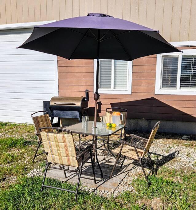 Private Cabin- Breakfast - Double Tub - 75In Tv - Sup - Washer Dryer - Bbq West Point Exterior foto